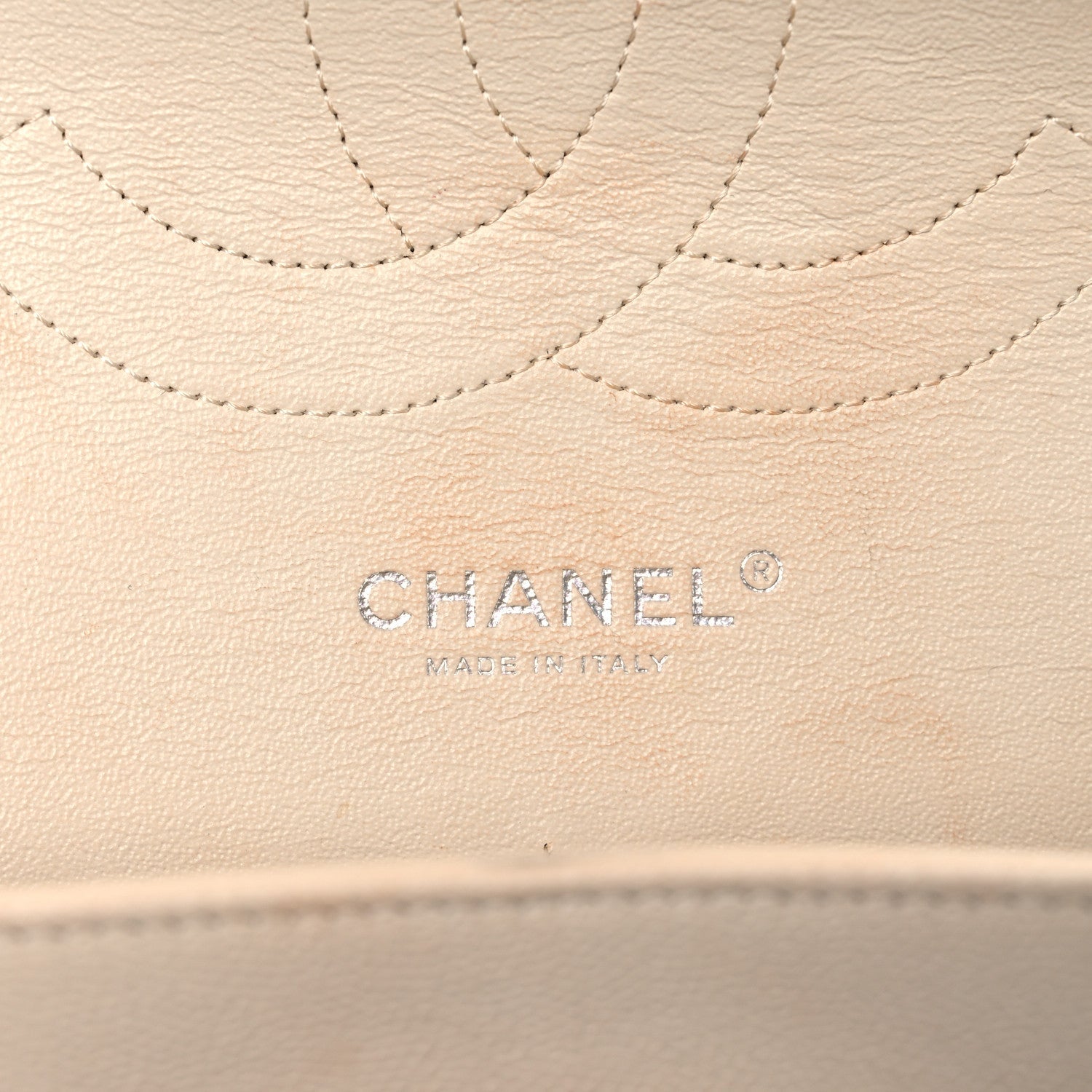 Caviar Quilted Jumbo Double Flap Ivory
