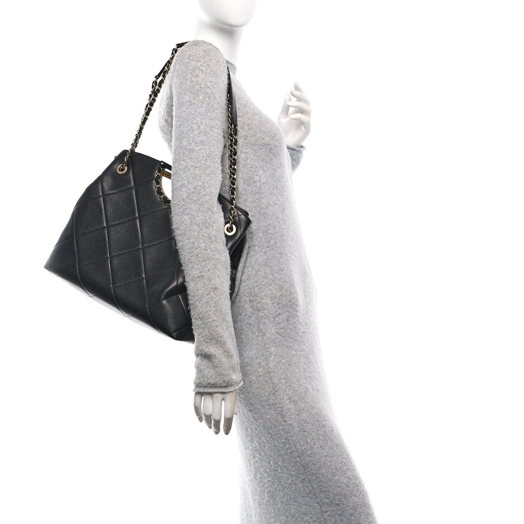 Caviar Quilted Large A Real Catch Shopping Bag Black