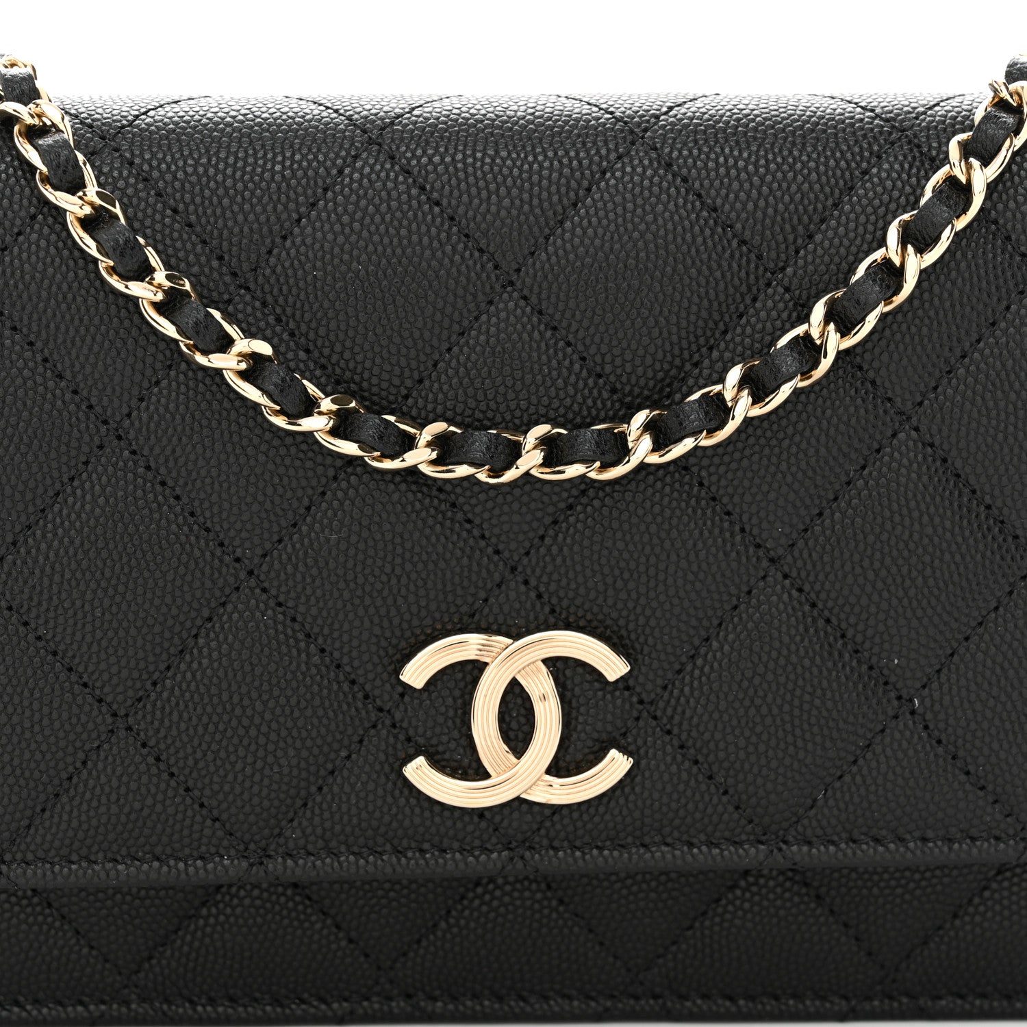 Caviar Quilted Striated CC Wallet On Chain WOC Black