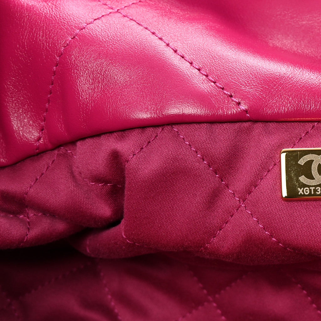 Shiny Calfskin Quilted Small Chanel 22 Fuchsia