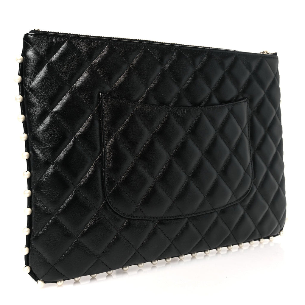 Calfskin Quilted Pearl Medium Cosmetic Case Black