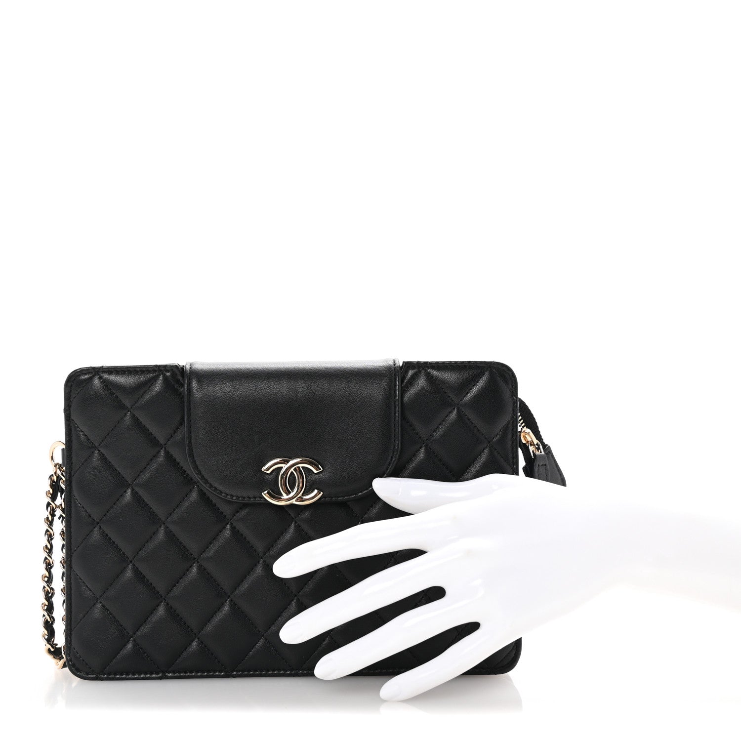 Lambskin Quilted CC Pouch Wristlet Black