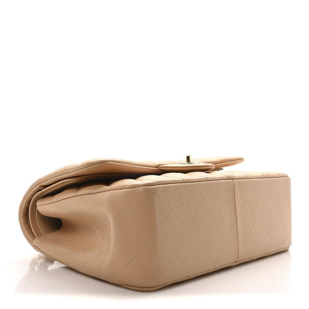 Caviar Quilted Jumbo Double Flap Beige Clair