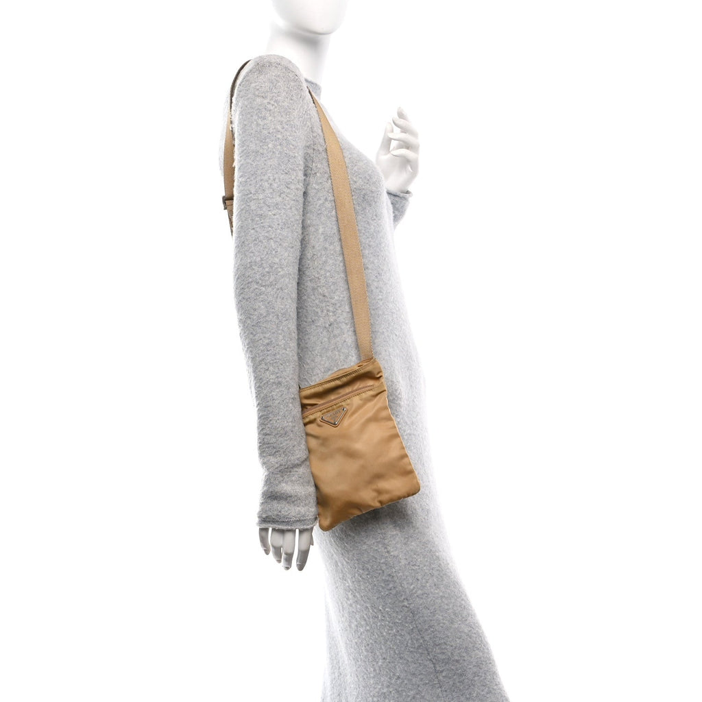 Nylon Vela Flat Messenger Bag Senape