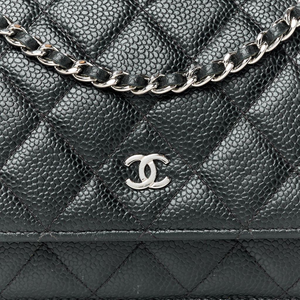 Caviar Quilted Wallet on Chain WOC Black