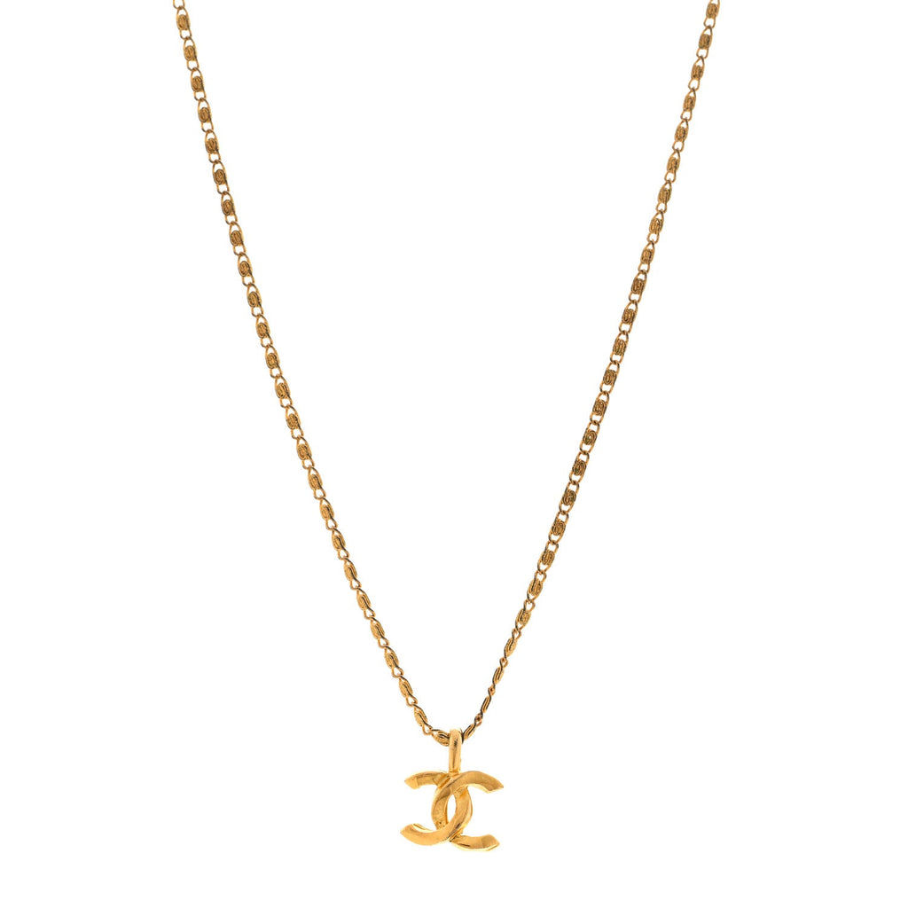 Metal CC Chain Pendant Necklace Gold
