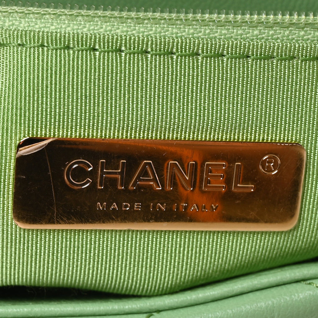 Goatskin Quilted Medium Chanel 19 Flap Green