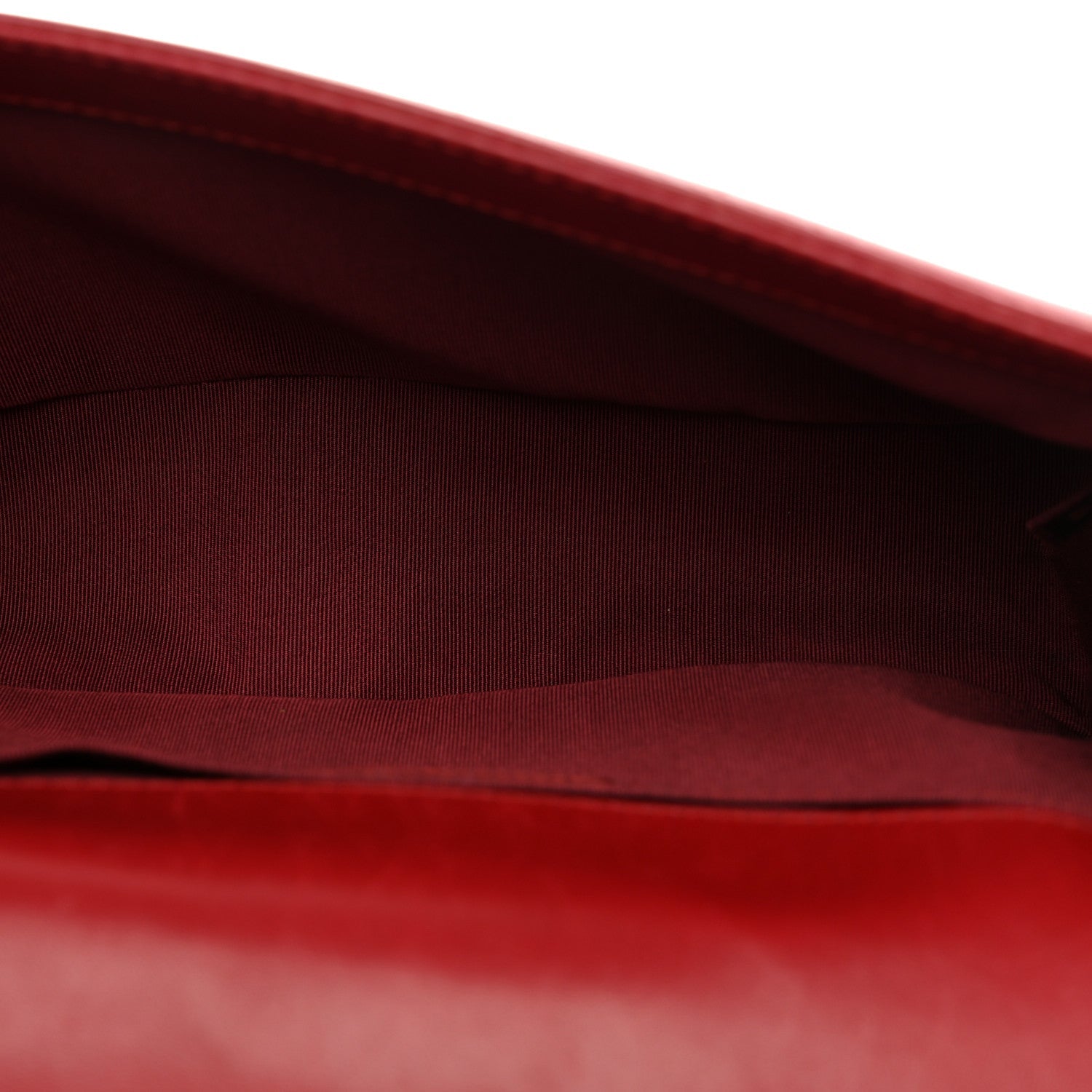 Lambskin Medium Celtic Boy Flap Red