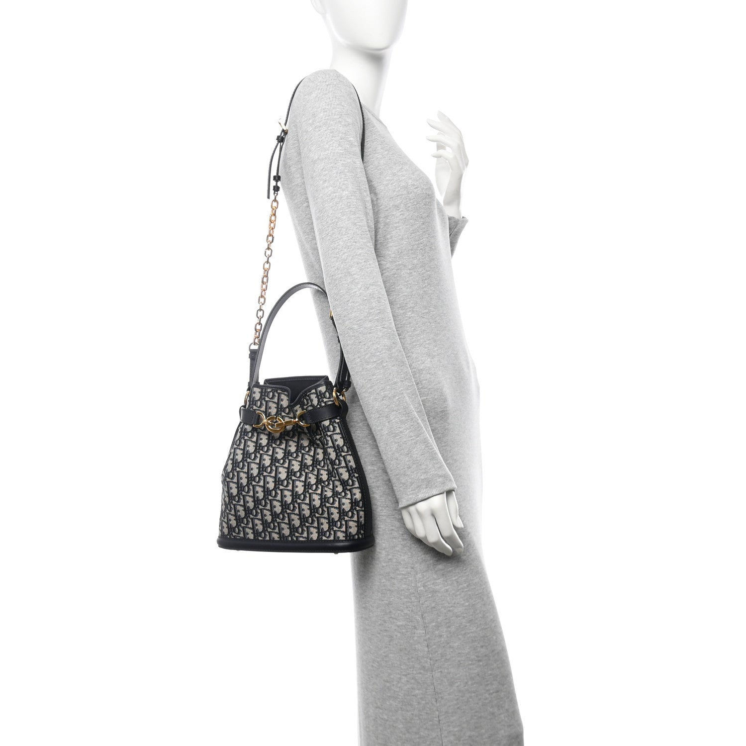Oblique Calfskin Medium C'est Dior Bucket Bag Blue