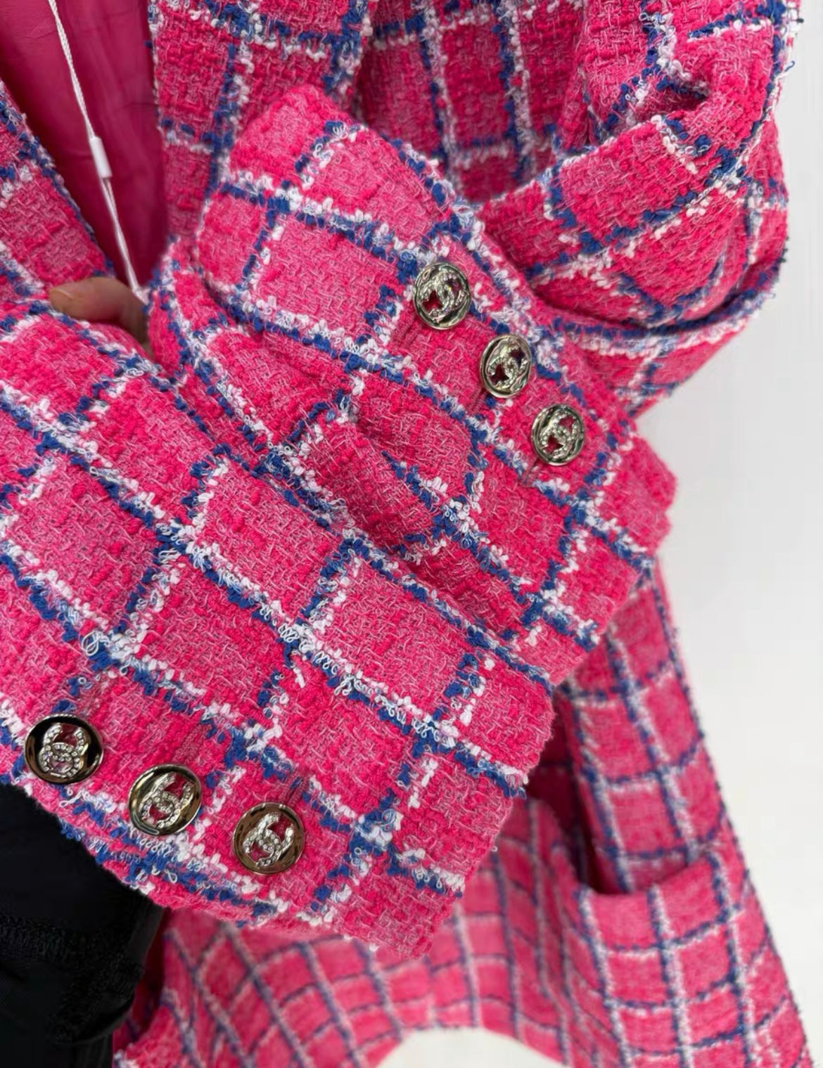 Chanel 24P pink tweed jacket size 36