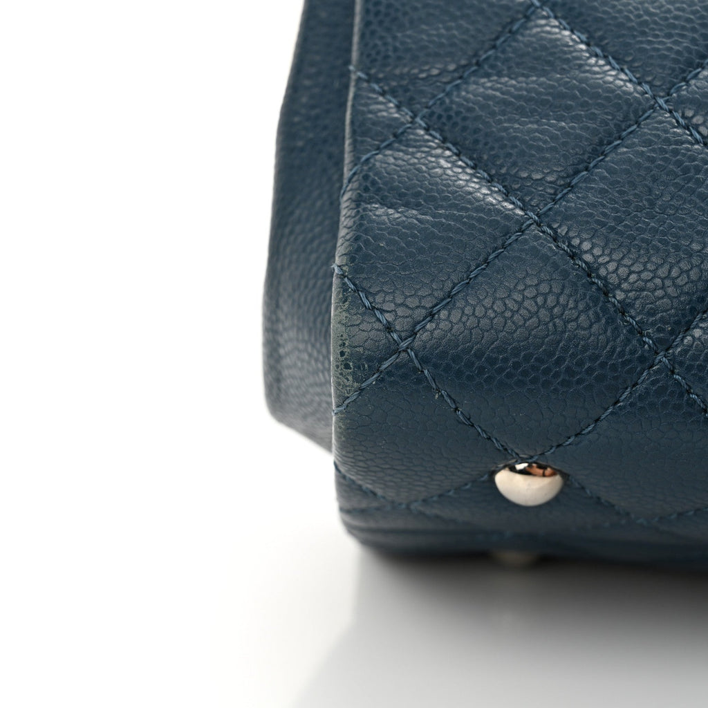 Caviar Quilted Timeless CC Shopping Tote Blue