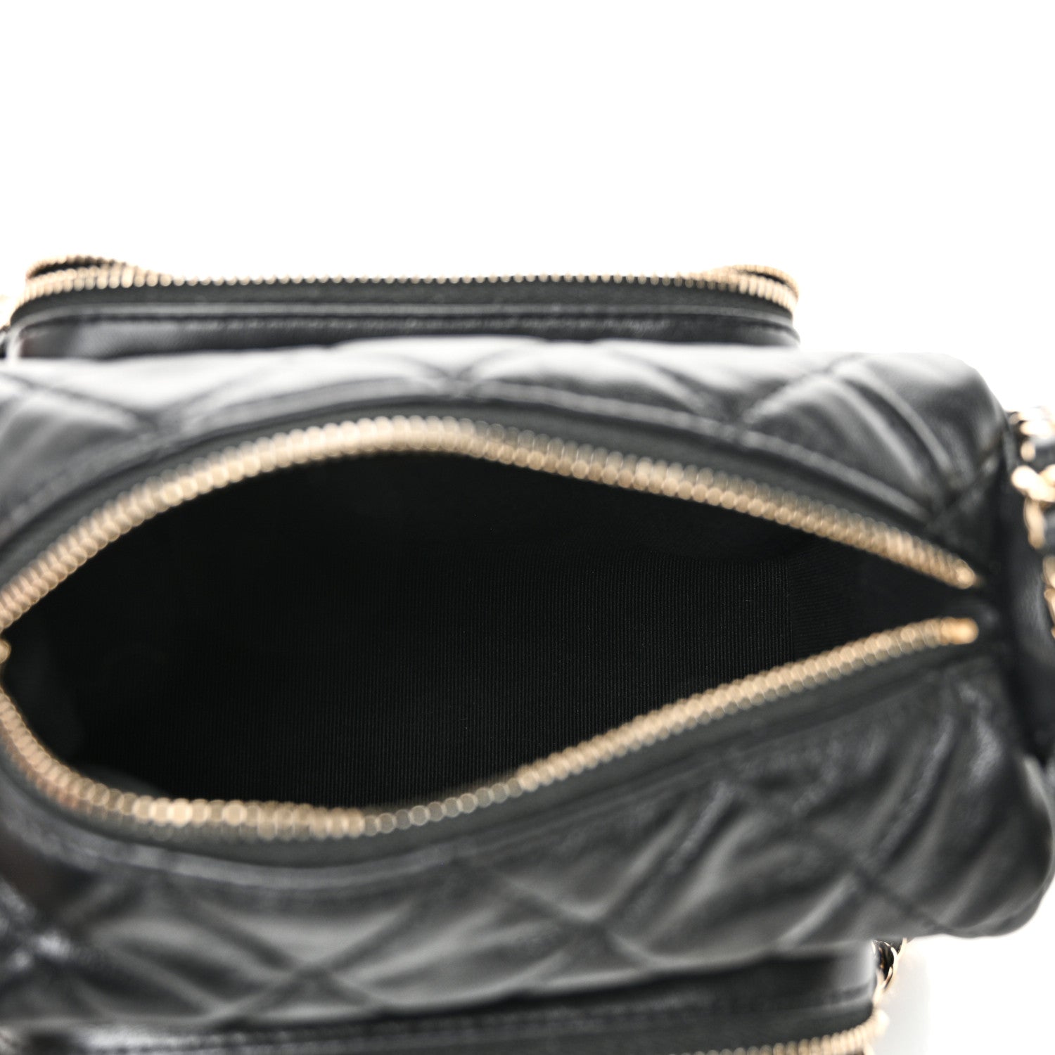 Shiny Crumpled Lambskin Quilted Small Preppy Pocket Camera Case Black