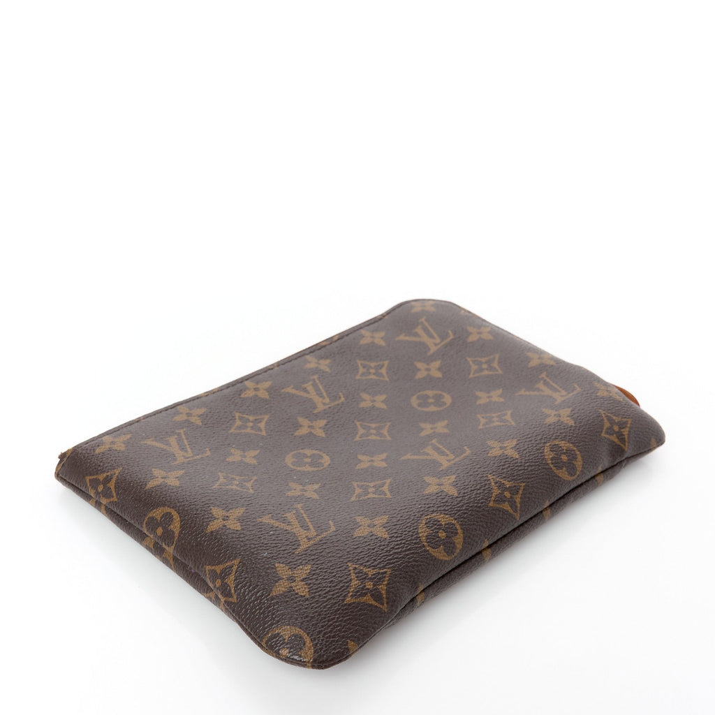 Monogram Etui Voyage PM Pouch