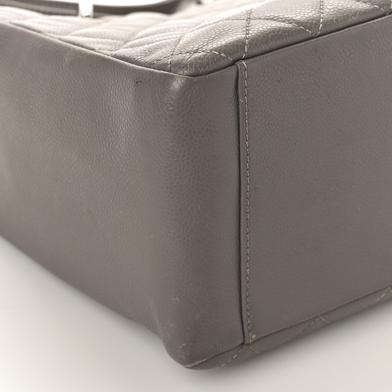 Caviar Quilted Grand Shopping Tote GST Light Grey