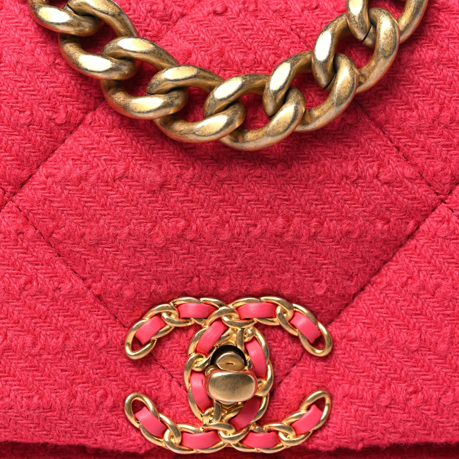 Tweed Quilted Medium Chanel 19 Flap Raspberry