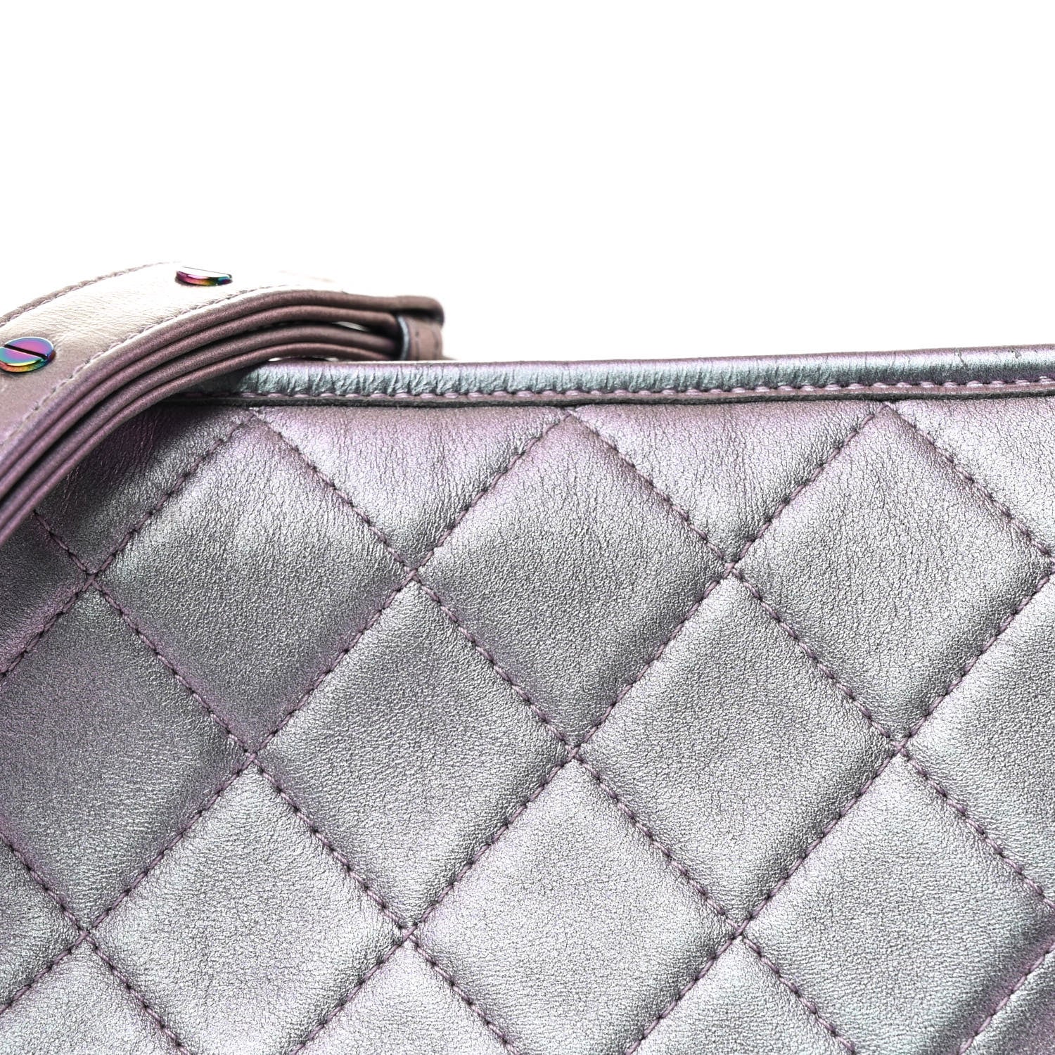 Iridescent Lambskin Calfskin Quilted Medium Gabrielle Hobo Light Purple