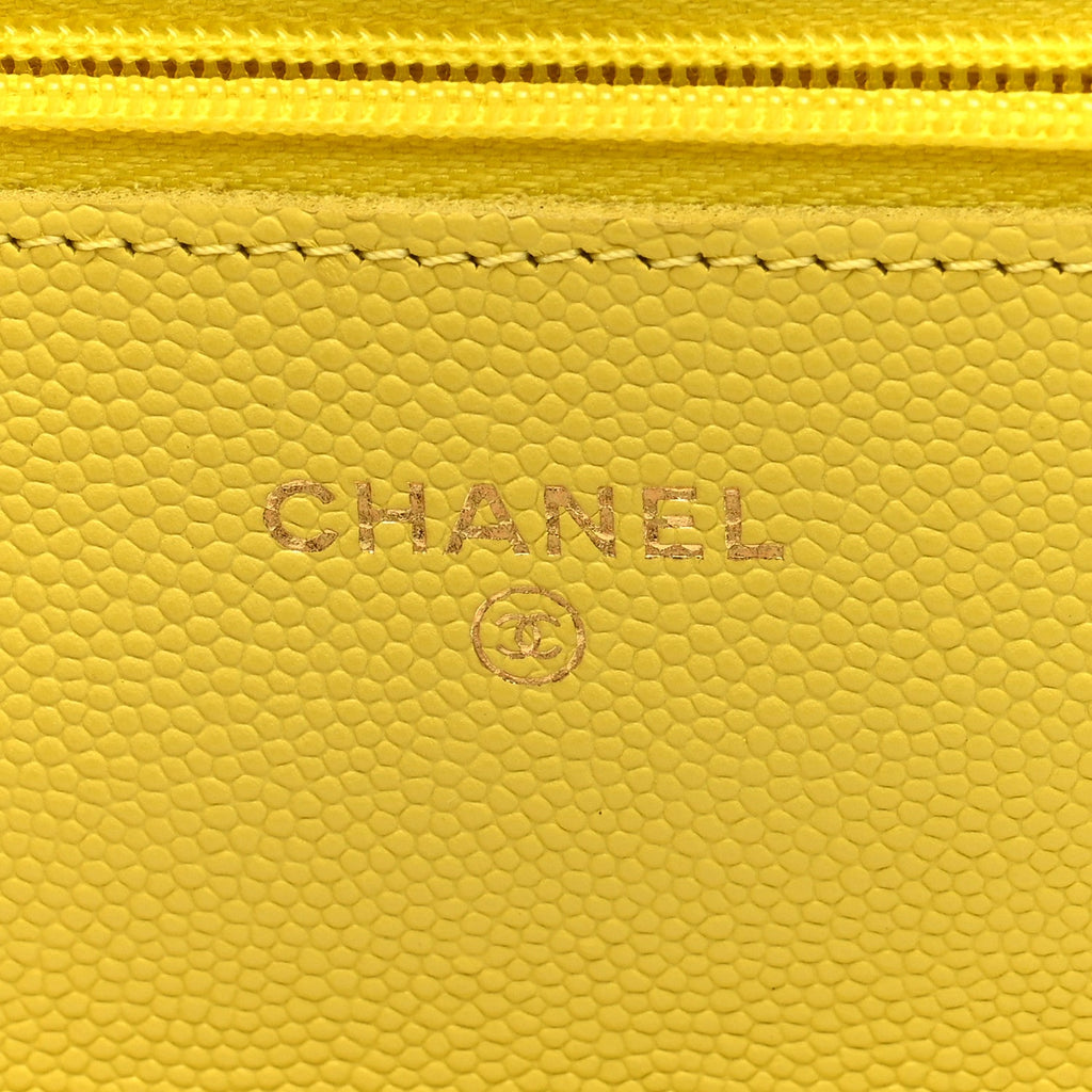 Caviar Quilted Wallet on Chain WOC Yellow