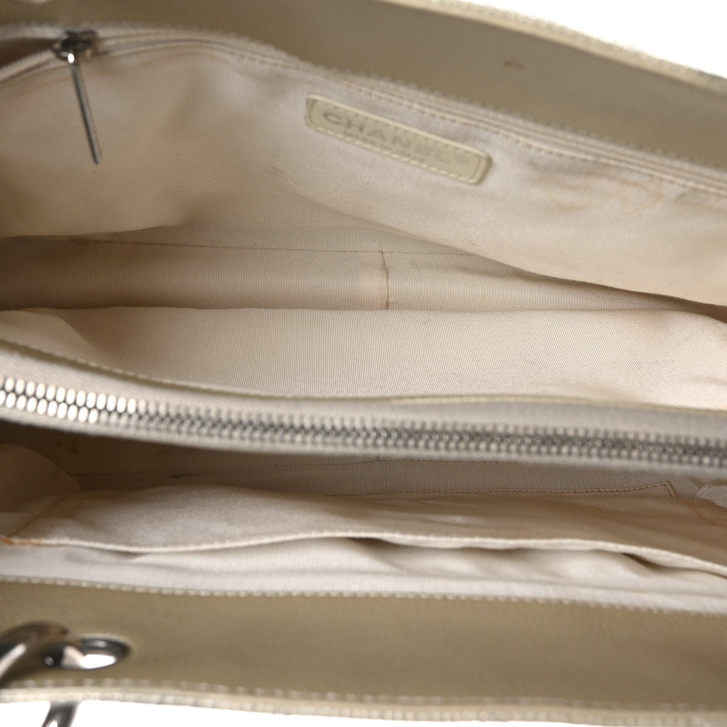 Metallic Caviar Quilted Grand Shopping Tote GST Pearl