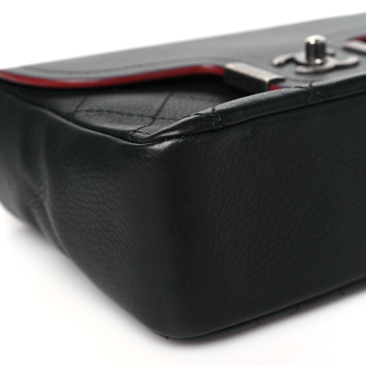 Grained Calfskin Archi Chic Flap Black