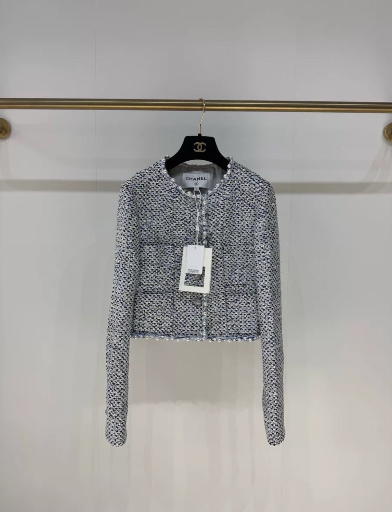 Chanel 25P white and blue pearl sequinned Tweed jacket