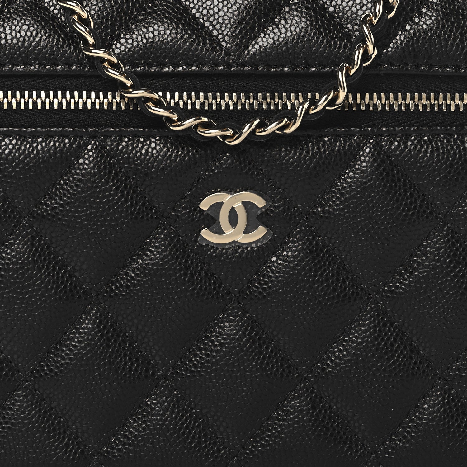 Caviar Quilted Top Handle Slim Vanity With Chain Black
