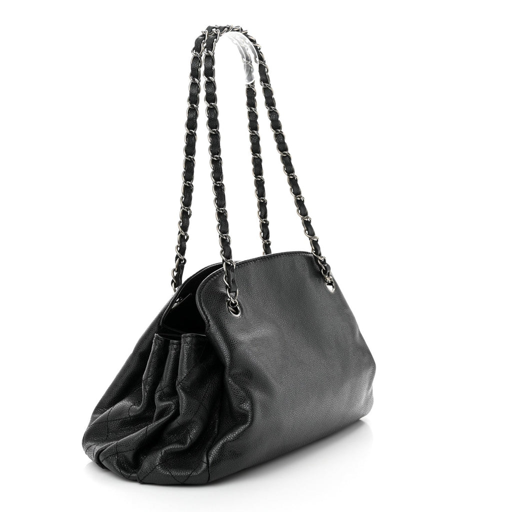 Caviar 31 CC Shoulder Bag Black