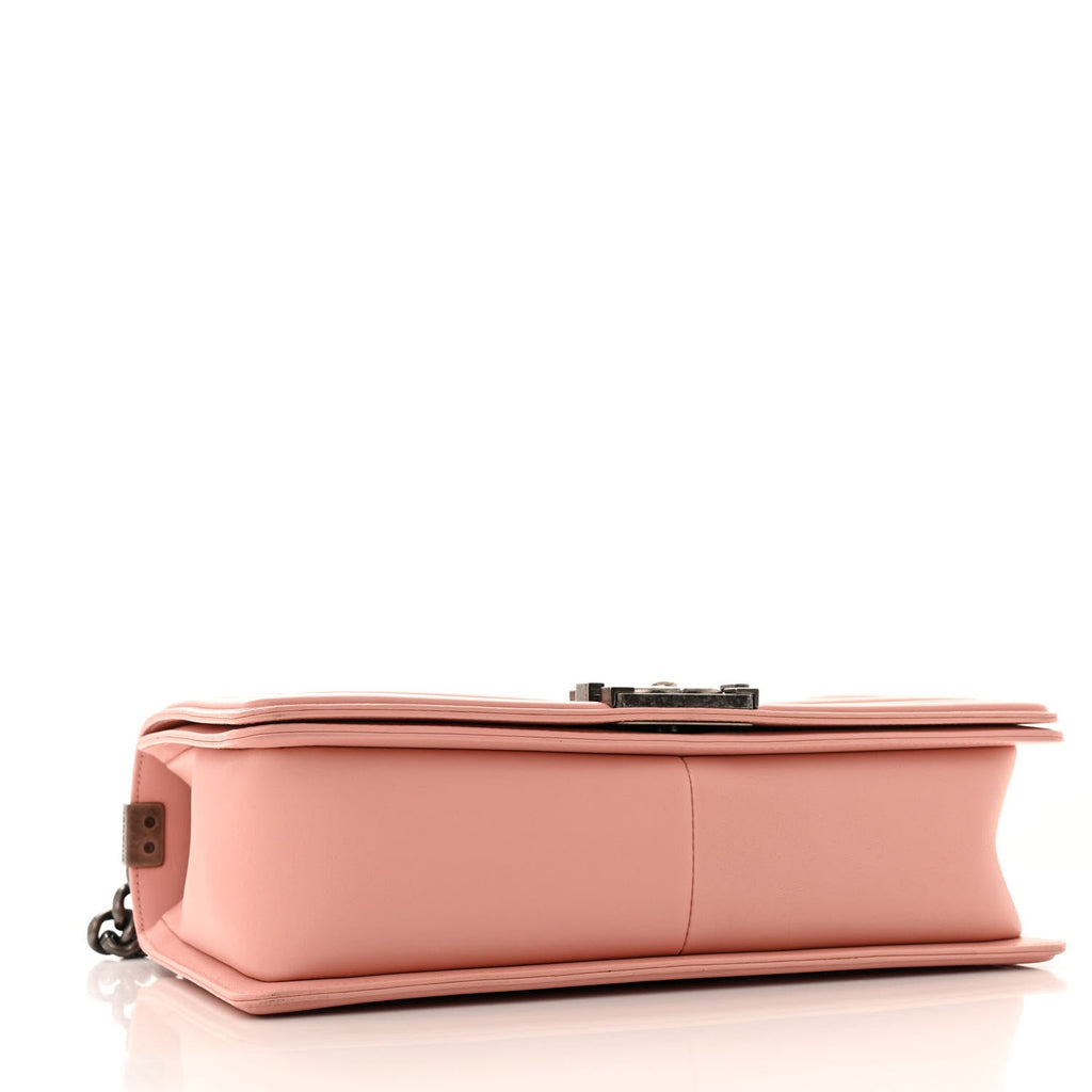 Lambskin Quilted New Medium Boy Flap Light Pink