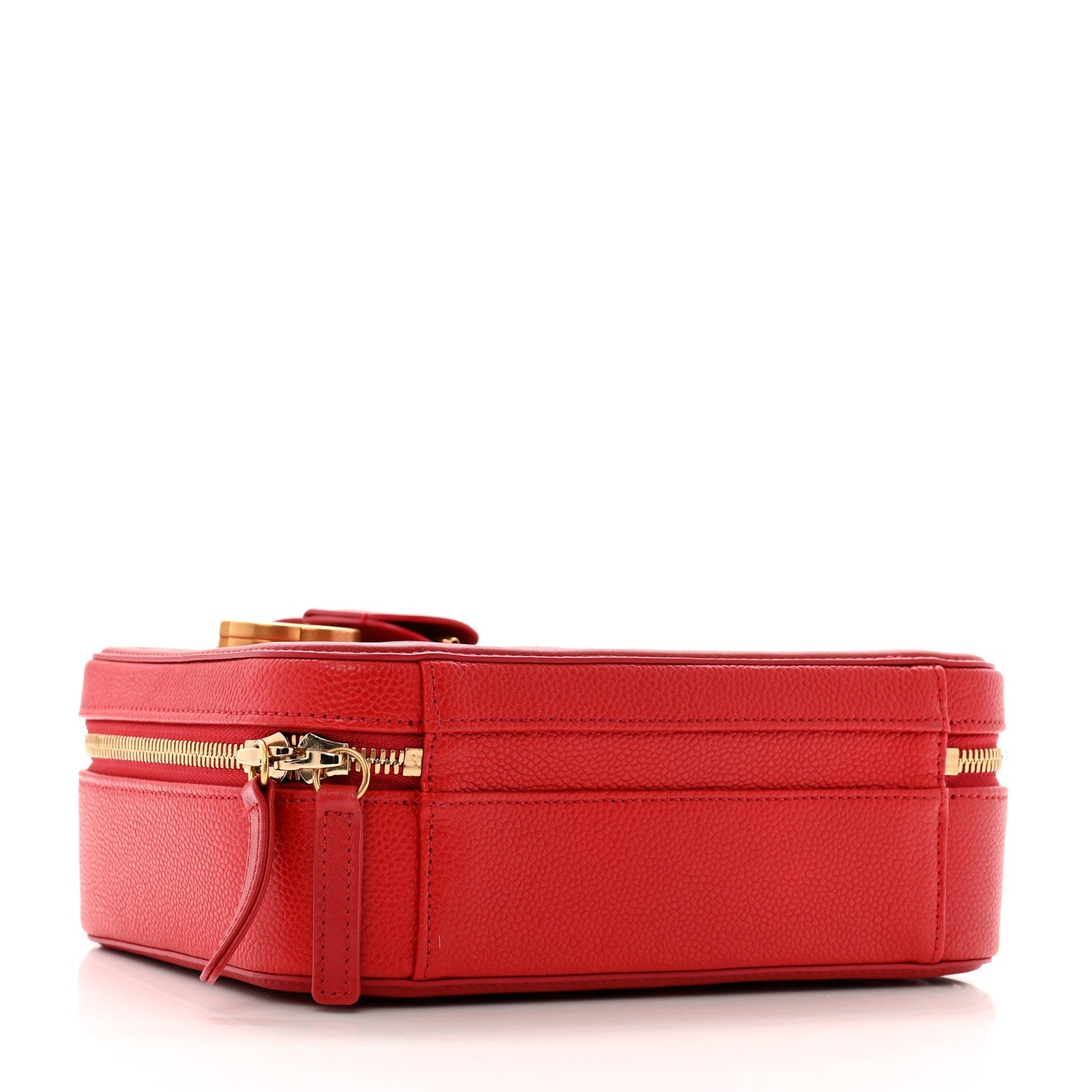 Caviar Quilted Medium CC Filigree Vanity Case Red