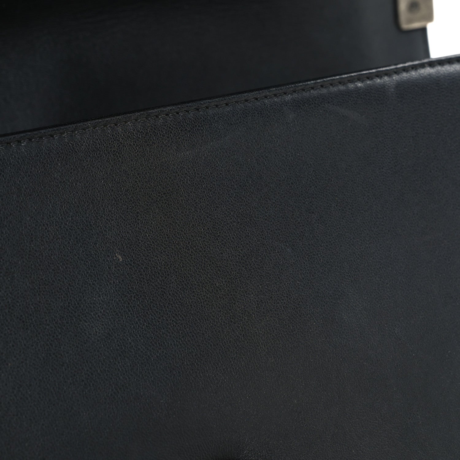 Lambskin Quilted Medium Boy Flap Black