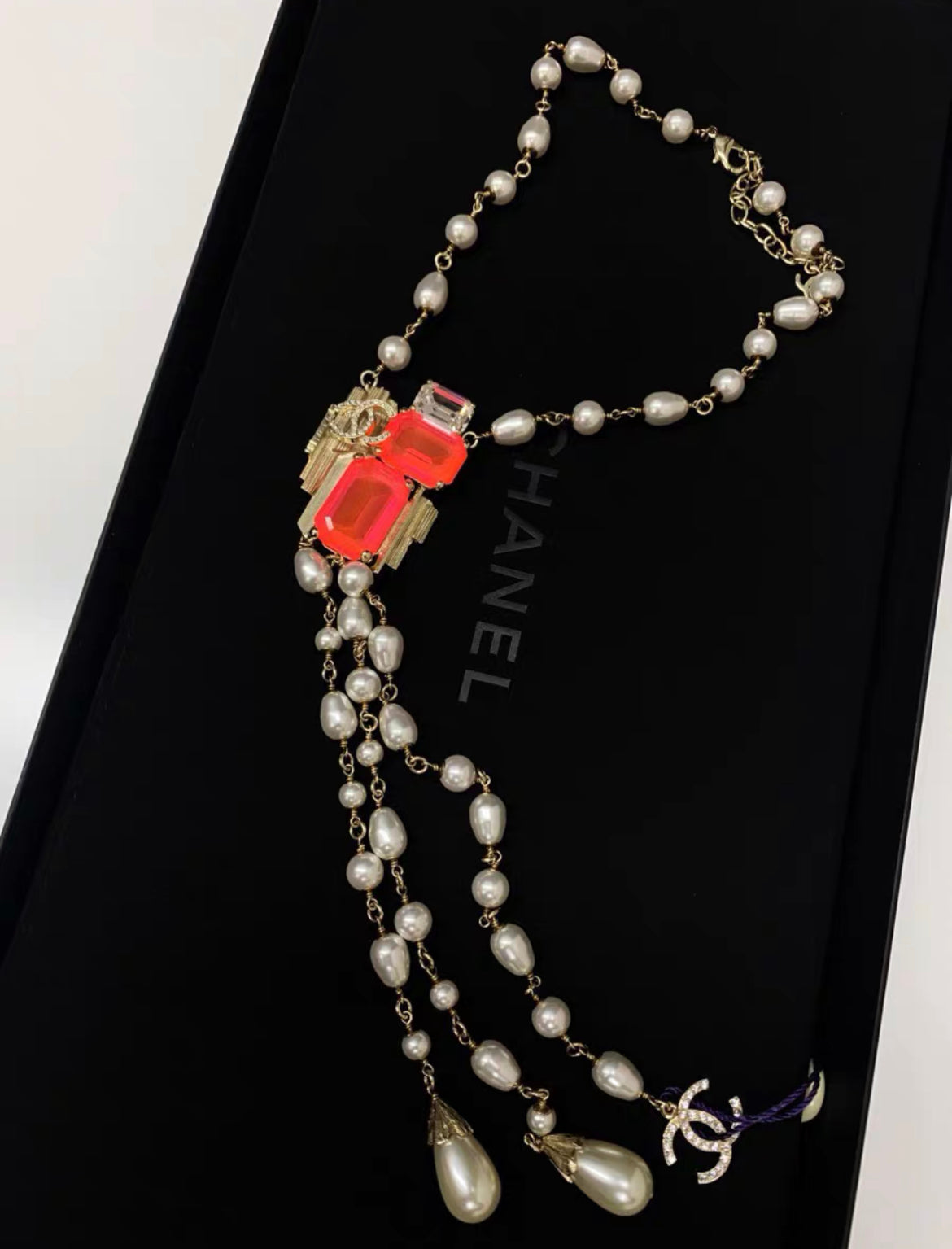 Chanel 21ss Pink Crystal & Pearl long Chain