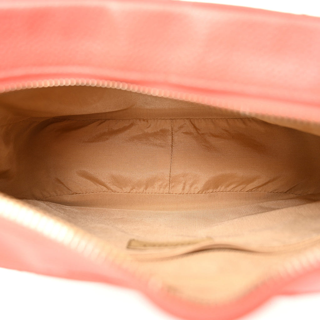 Caviar Quilted Timeless CC Shoulder Bag Coral
