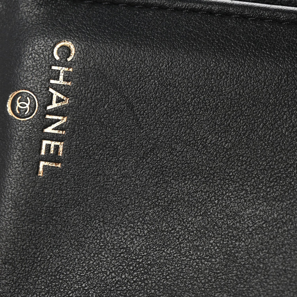 Caviar Quilted Compact Boy Wallet Black