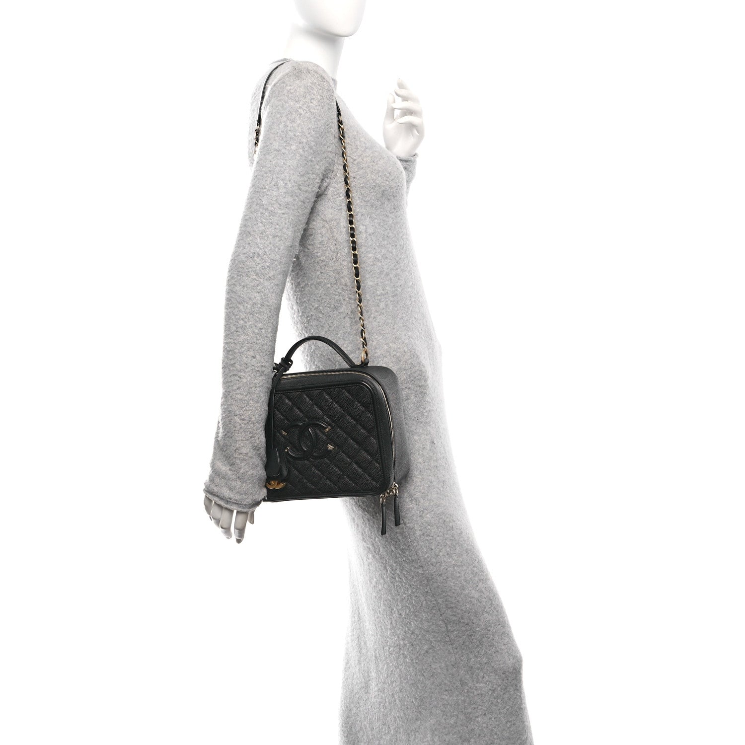 Caviar Quilted Large CC Filigree Vanity Case Black