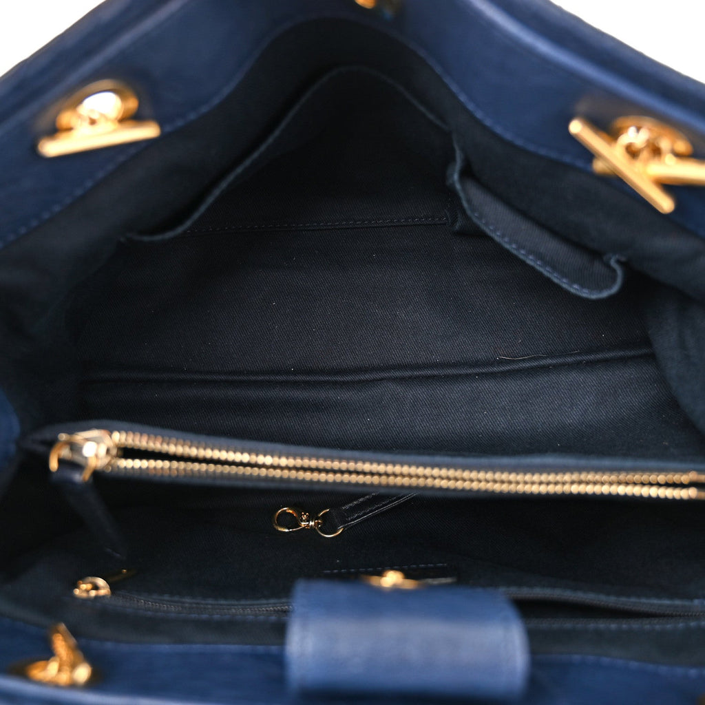 Wrinkled Lambskin Chevron Quilted Surpique Tote Navy Blue