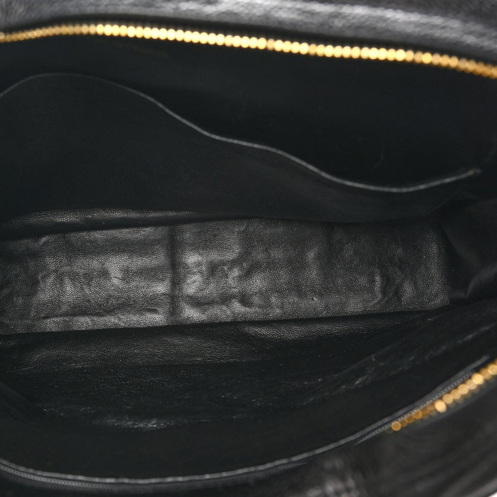 Caviar Vertical Quilted Flap Camera Bag Black