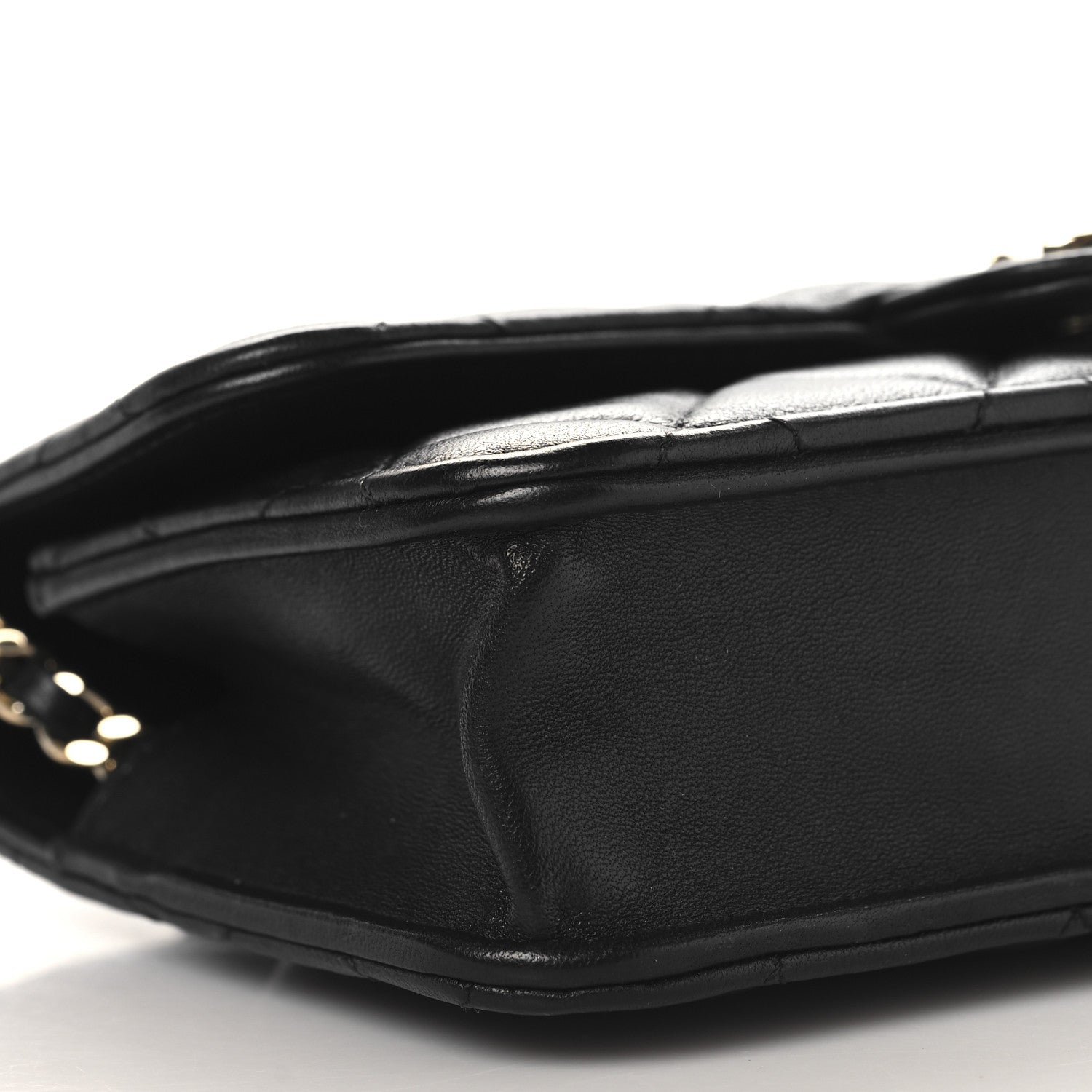 Lambskin Quilted Flap Phone Holder With Chain Black
