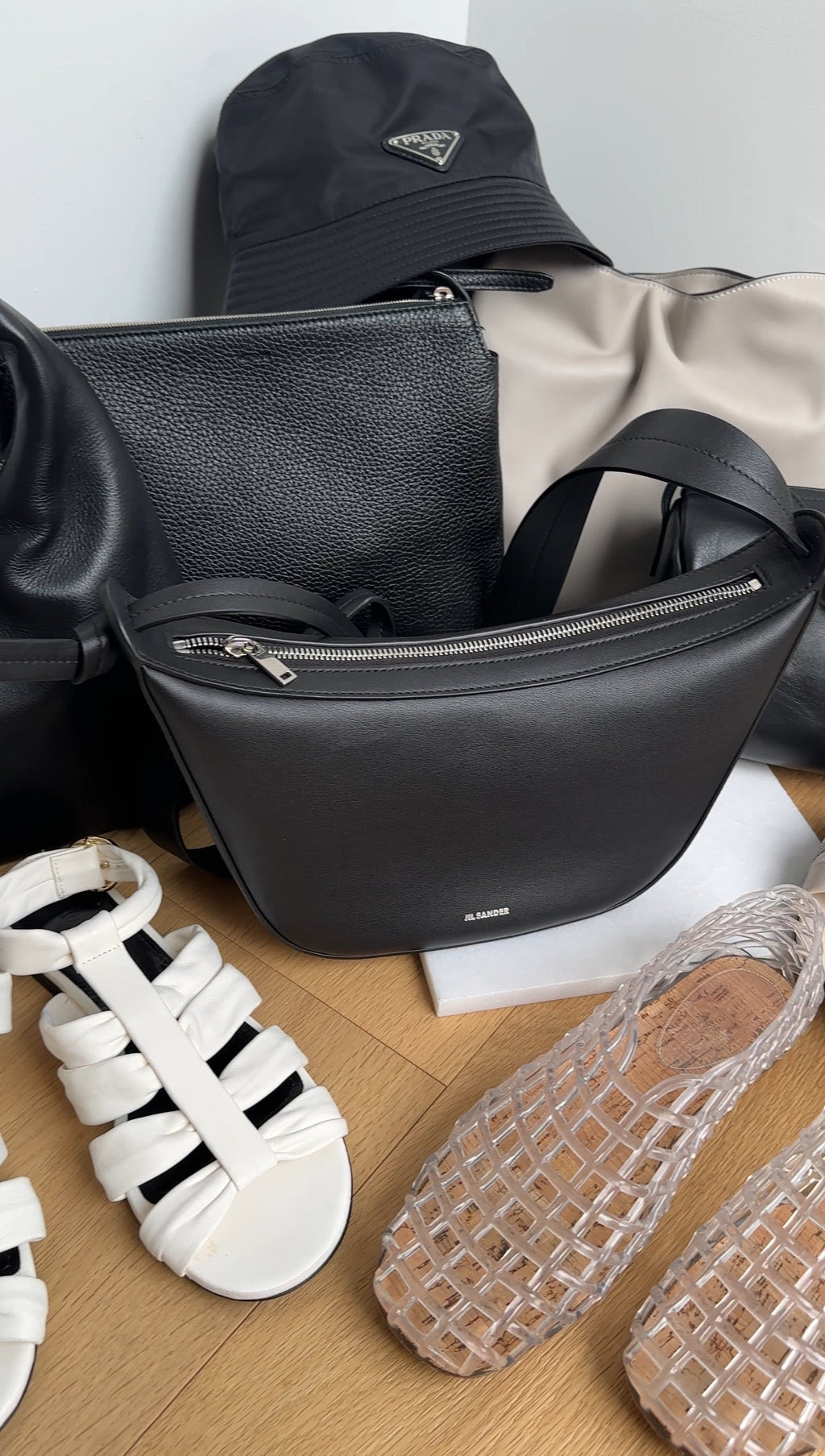 Jil Sander Black Leather Small Knot Bag