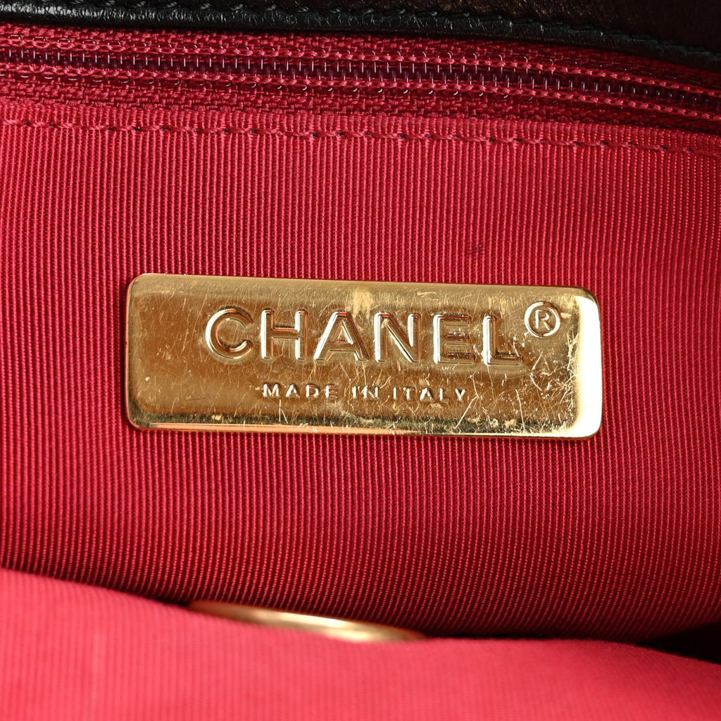 Goatskin Quilted Medium Chanel 19 Flap Black