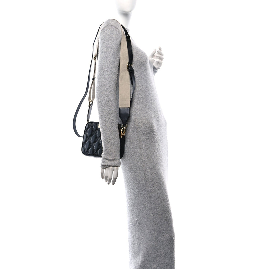 Calfskin GG Matelasse Shoulder Bag Black Natural