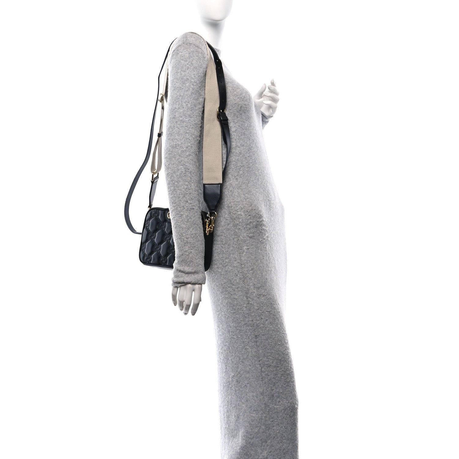 Calfskin GG Matelasse Shoulder Bag Black Natural