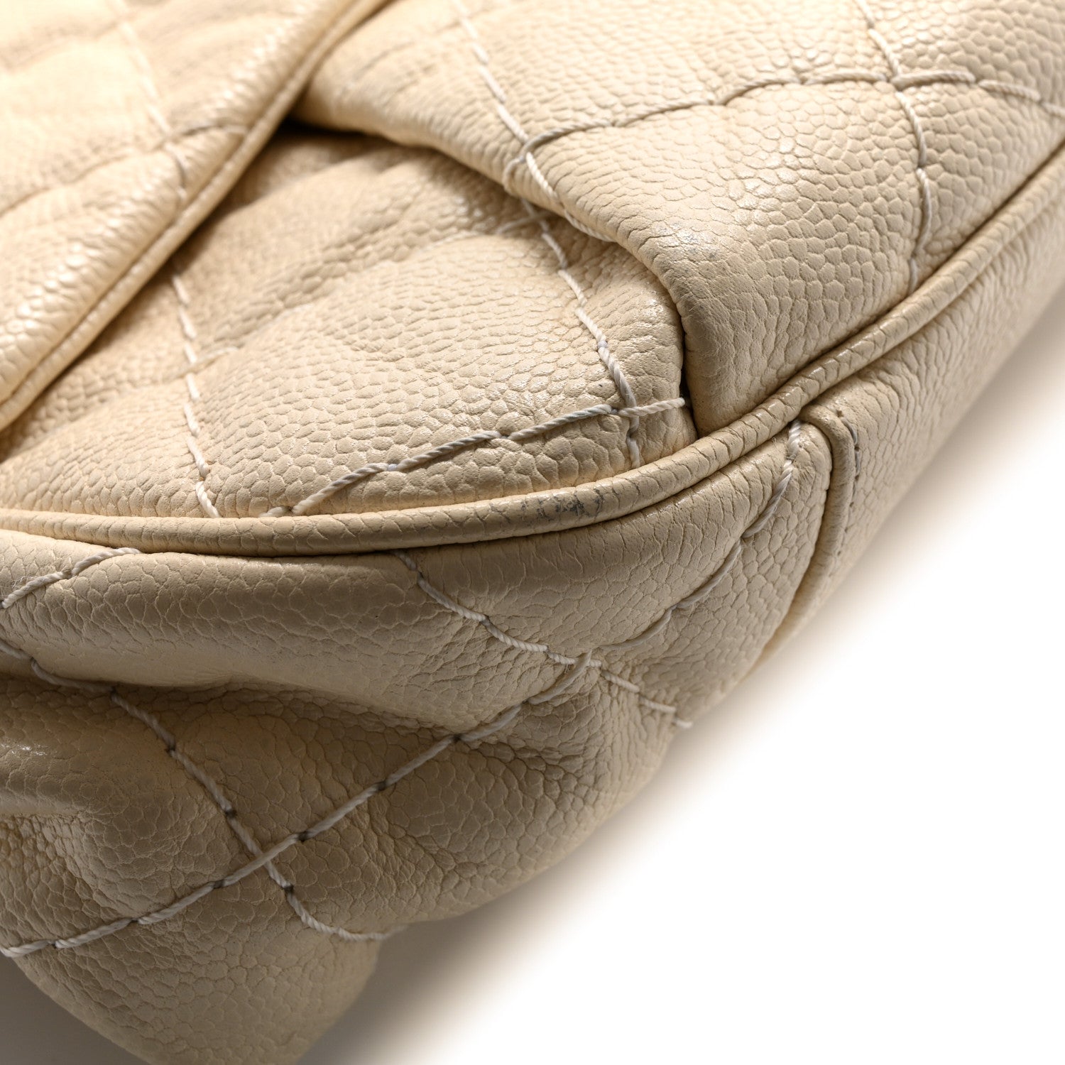 Crumpled Grained Calfskin Medium Coco Pleats Messenger Flap Dark White