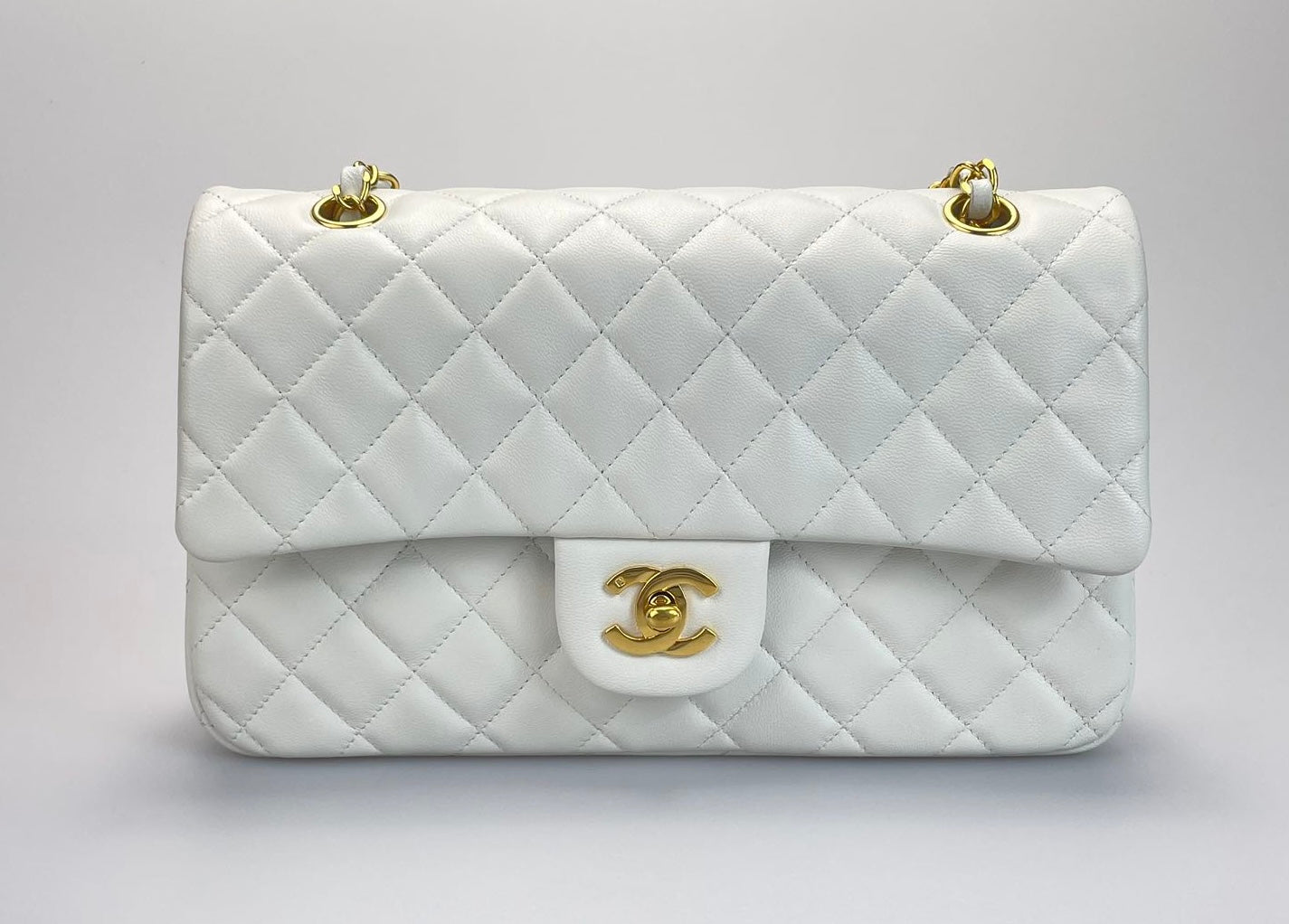 Chanel  Vinateg White Classic Flap Bag  with Gold Hardware