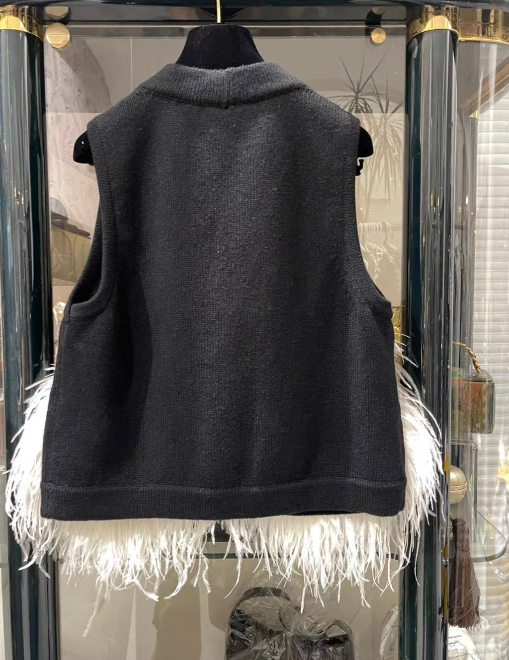 Chanel 23AW Black Cashmere & White Ostrich Feathers Vest