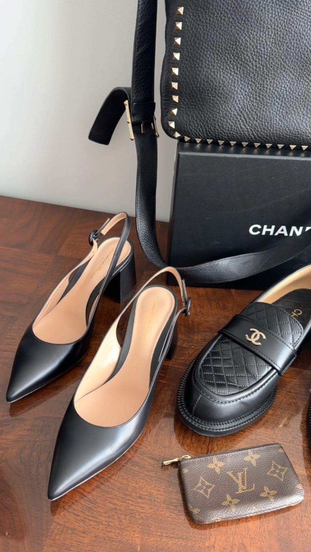 Gianvito Rossi Black Leather Block Heel Slingback Pumps - 38