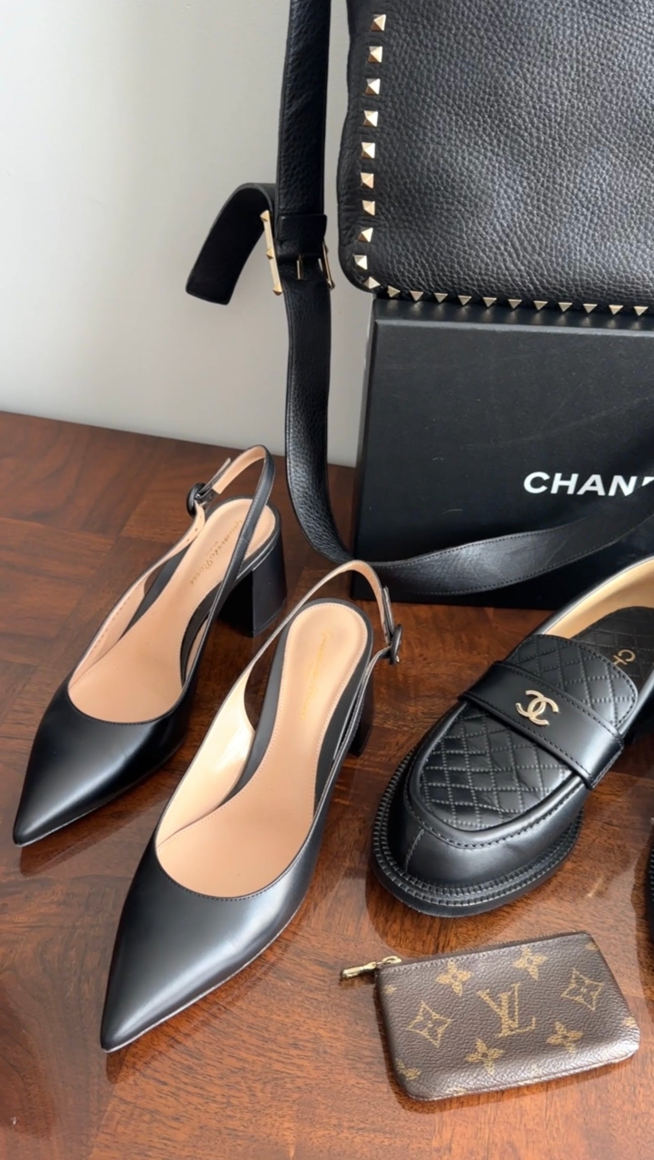 Gianvito Rossi Black Leather Block Heel Slingback Pumps - 38