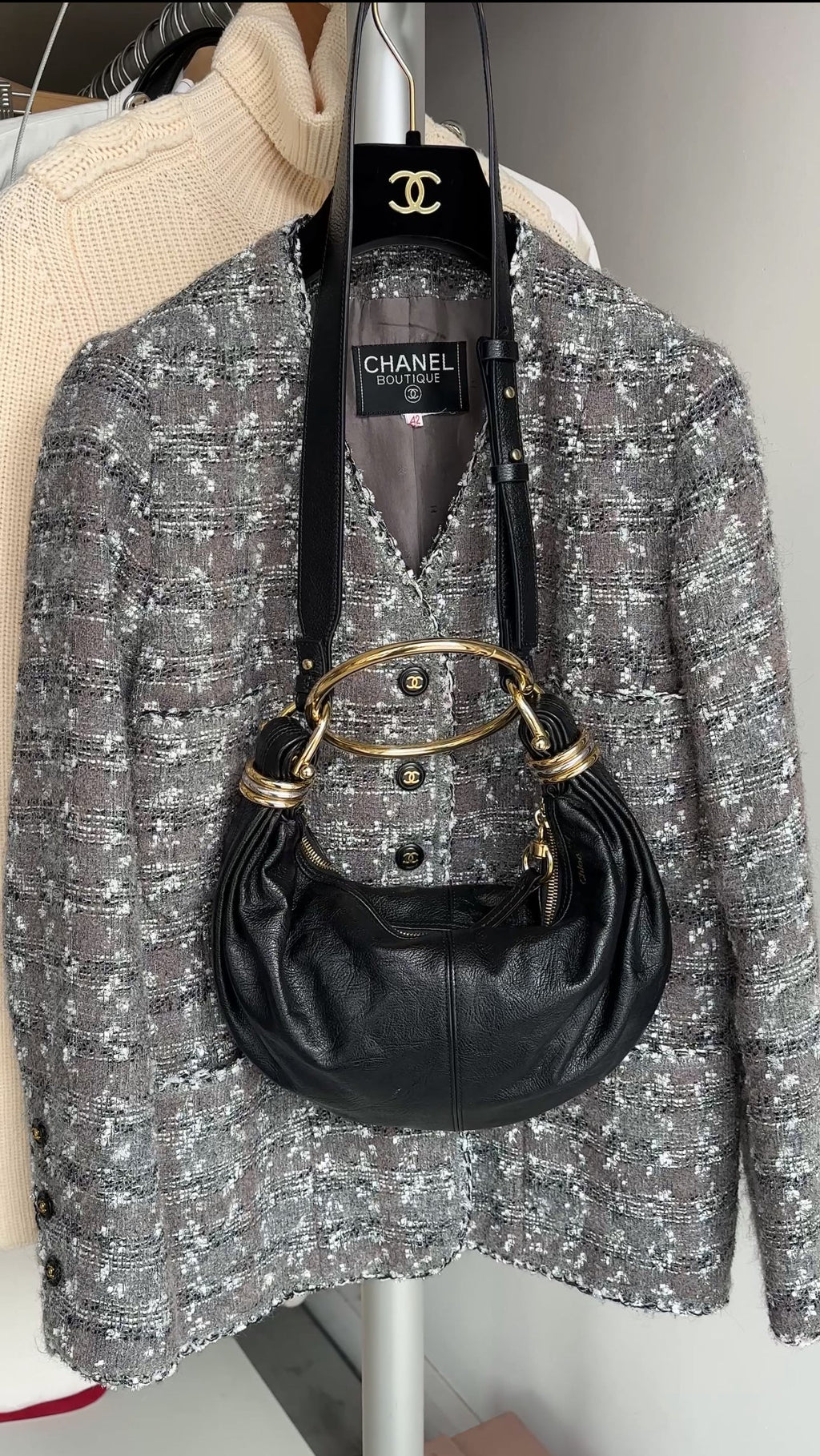 Chloe Black Glossed Leather Small Bracelet Hobo Bag