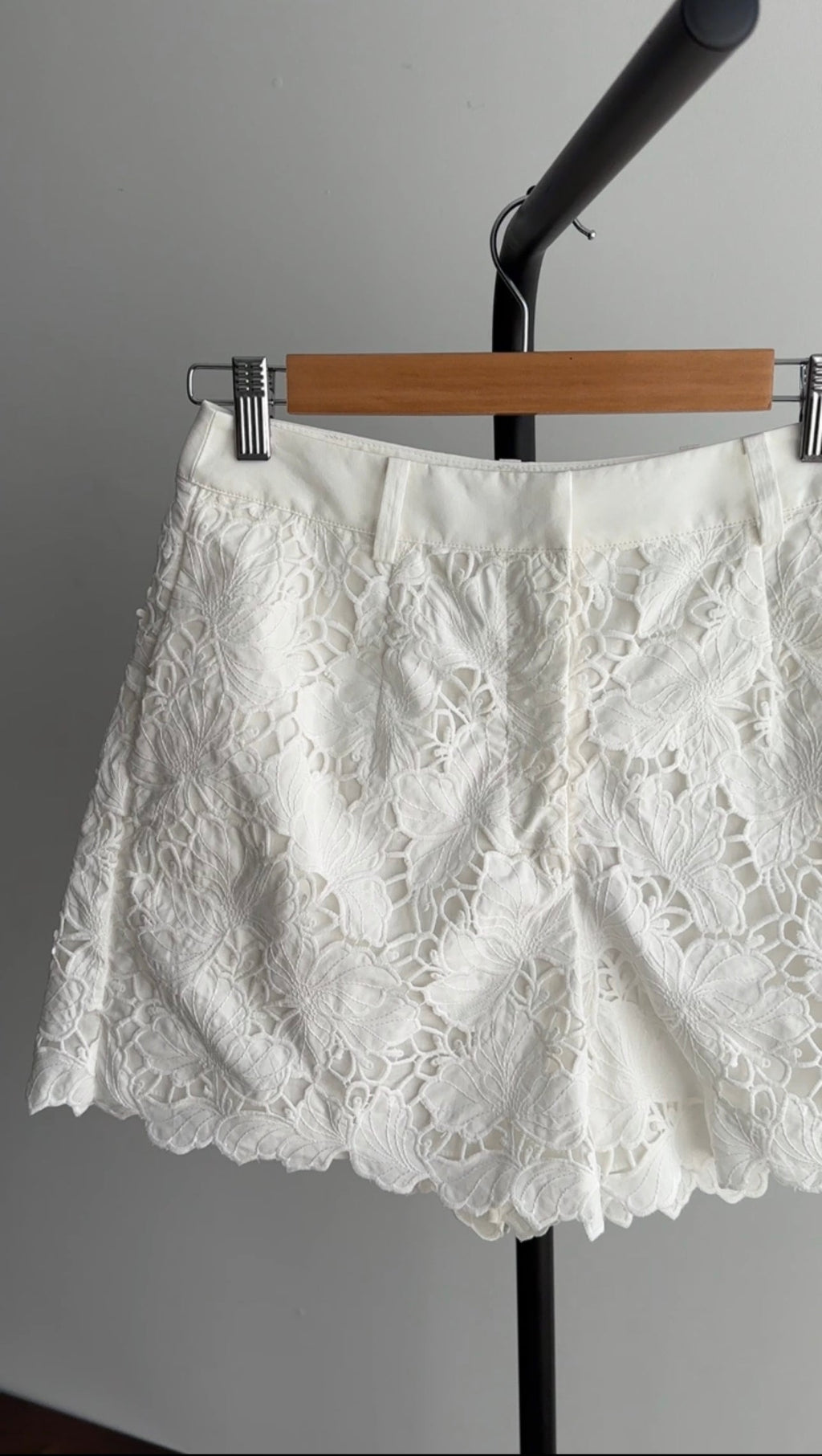 Self Portrait White Cotton Guipuire Lace Shorts - 4