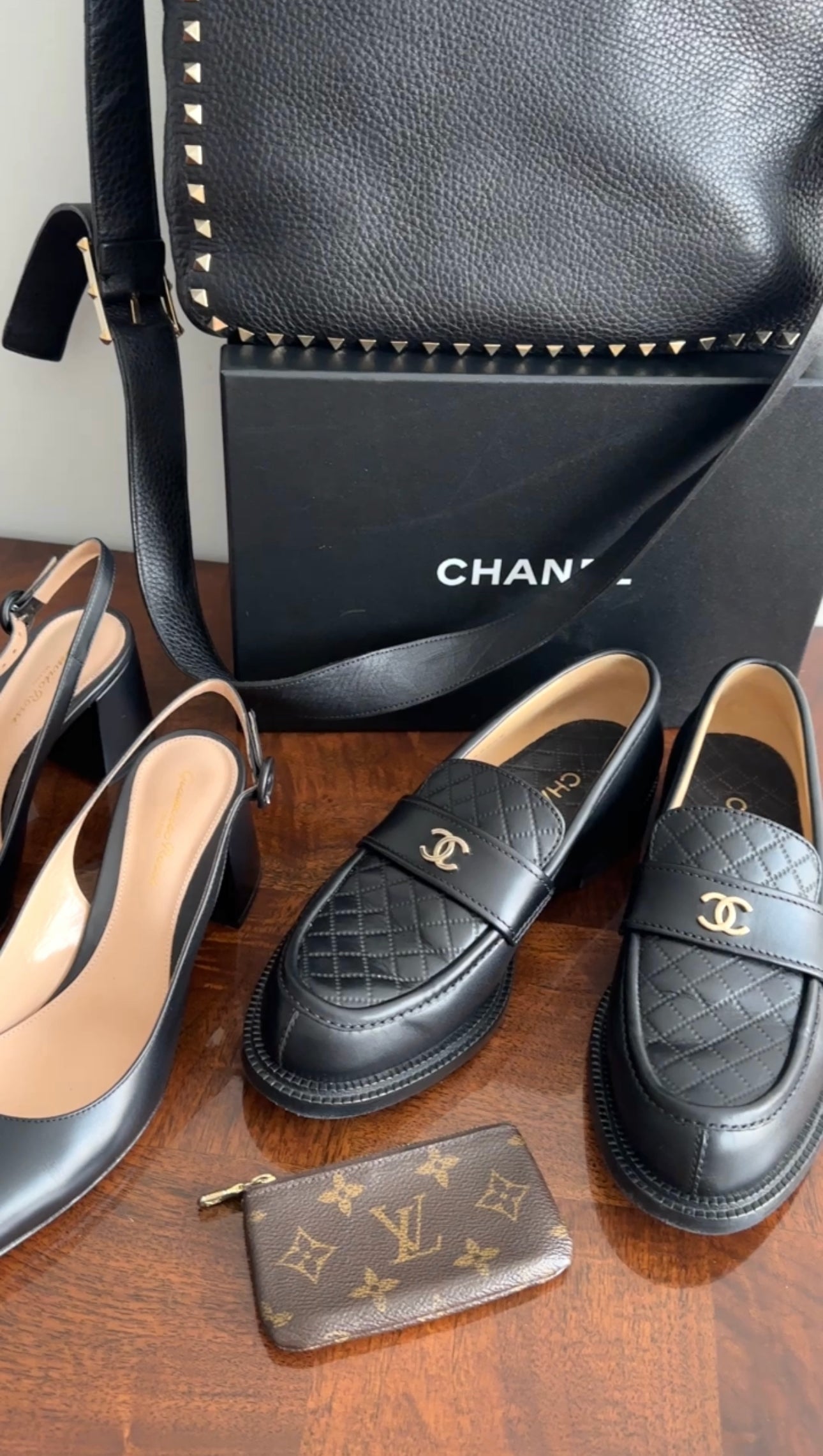 Chanel Black Leather Quilted CC Loafers - 40