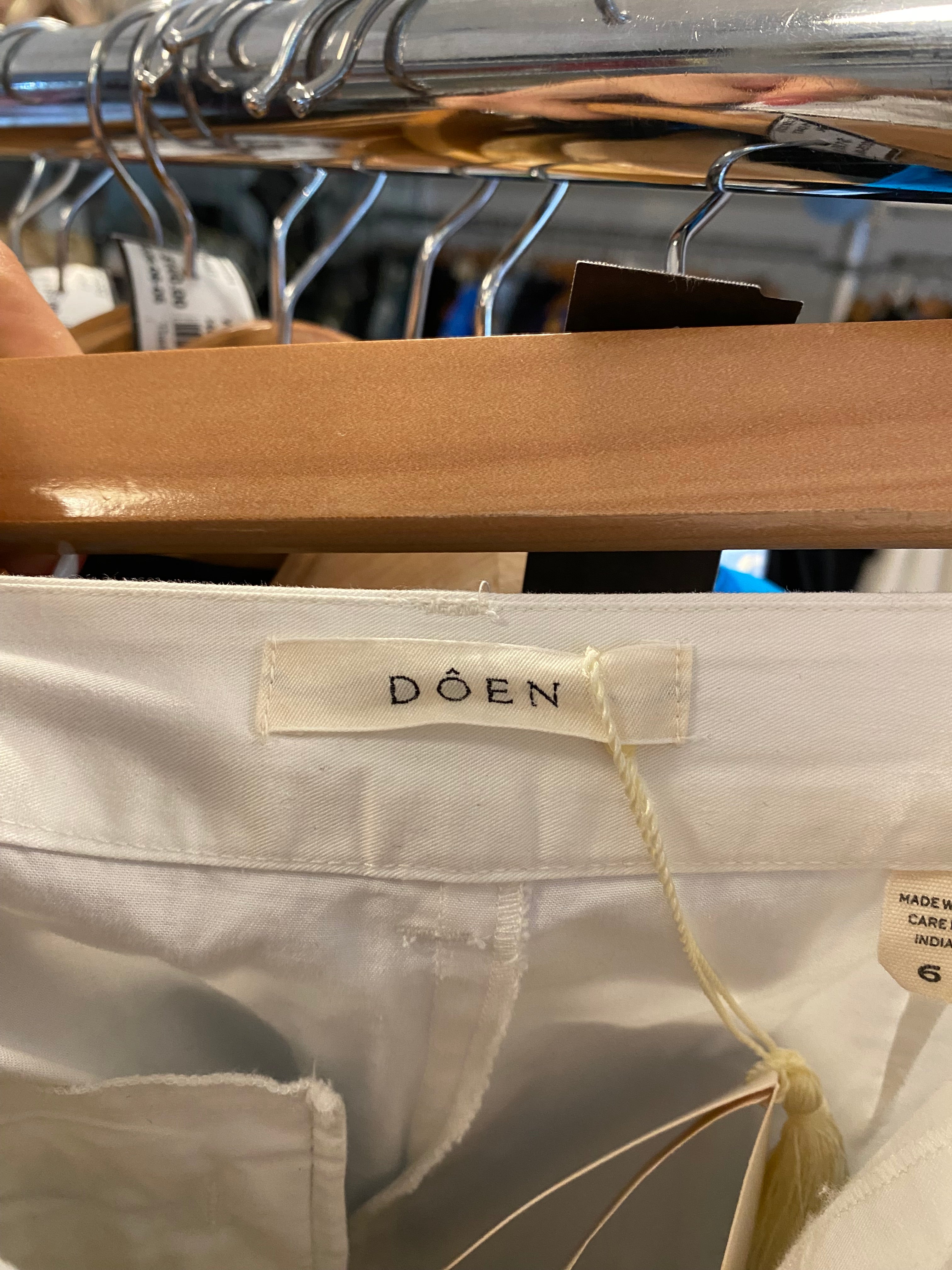 Doen White “Grover” Cotton Loose  Trousers - US 6