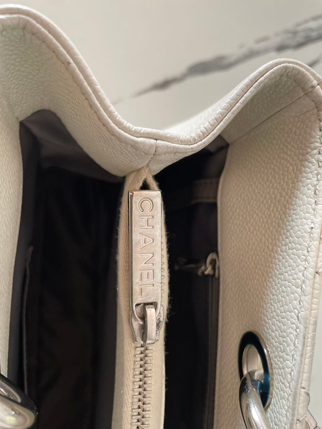 Chanel Medium White Grand Shopping Tote bag in Caviar Leather with silver Hardware